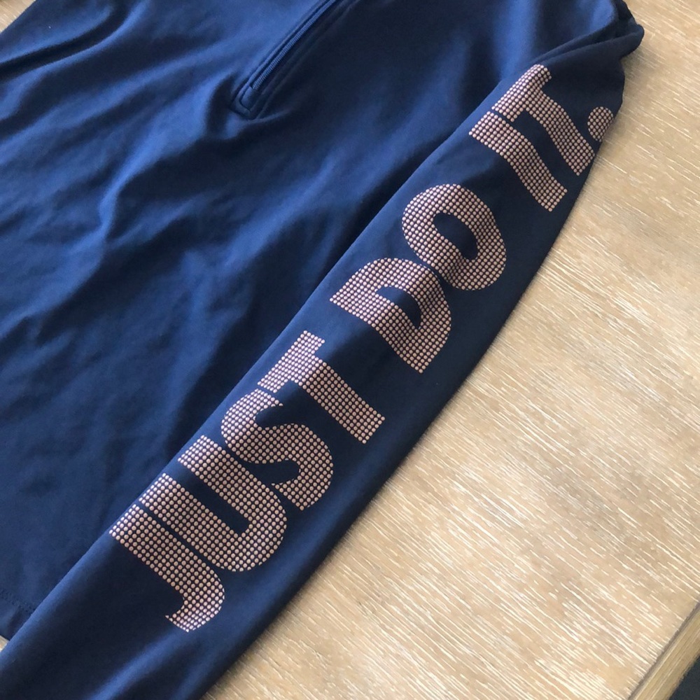 Nike Pro Just do it pullover 1/4 zip - Picture 2 of 5